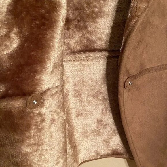 Denim & Co. Microsuede Faux Fur lined Winter vest Brown Size M with Side Pockets - Picture 8 of 10